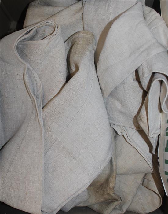 6 linen smocks(-)